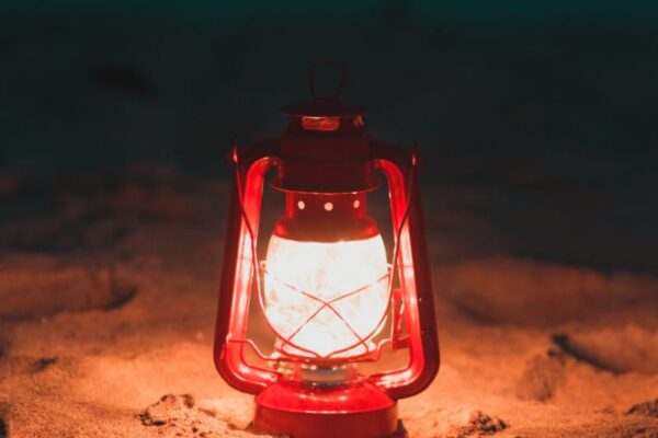 Soyons des lumières qui brillent et qui réchauffent le monde!