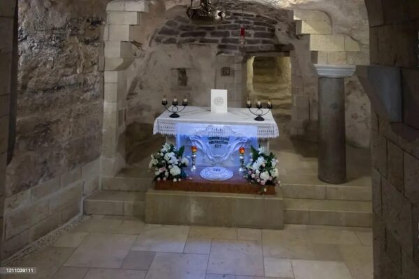 Comme Marie Madeleine, demeurons fidèles à Jésus dans la désolation!