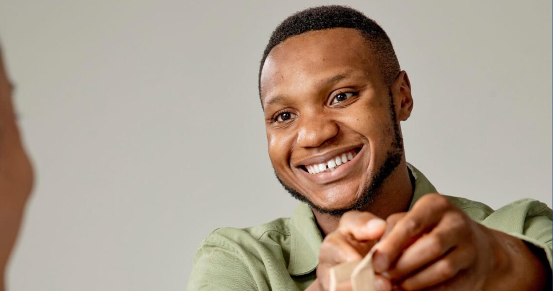 Servir sans rien attendre en retour !