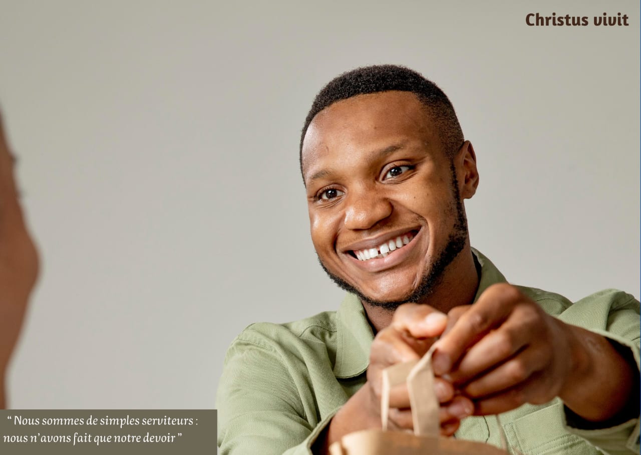 Servir sans rien attendre en retour !