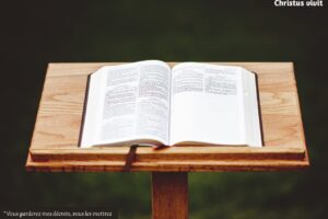 La seule voie est de vivre et faire vivre la Parole de Dieu!